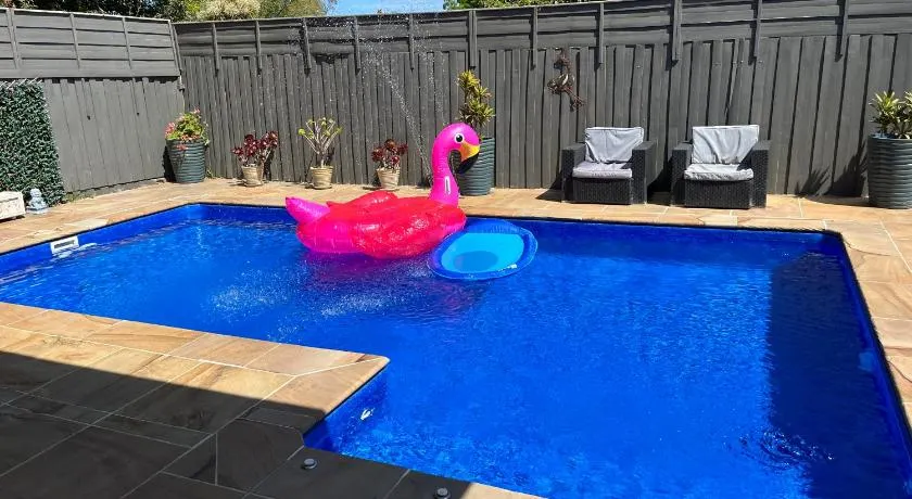 Spacious 3Bd n Pool family holiday home TF2223 - Image 1
