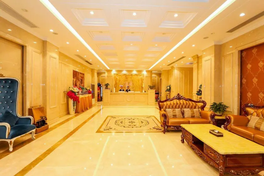Ousika International Hotel (Dongguan Huangjiang Avenue Baohu) - Image 1