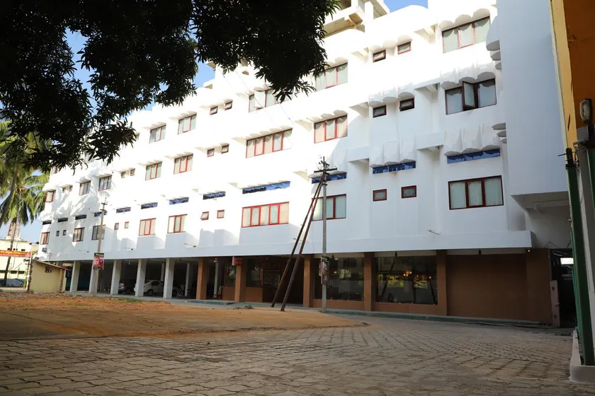 Hotel Canaan - Image 1