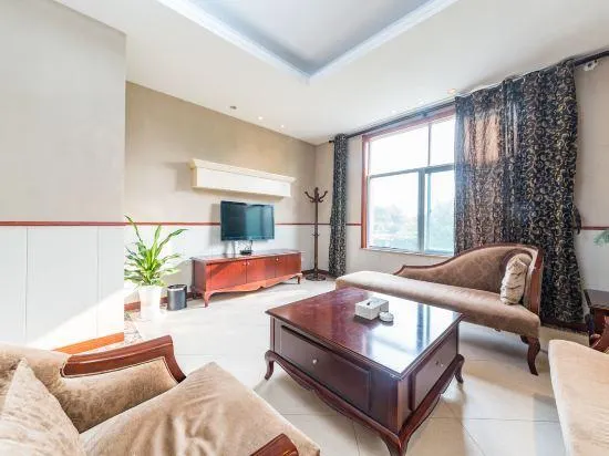 Oriental Garden Hotel - Image 1