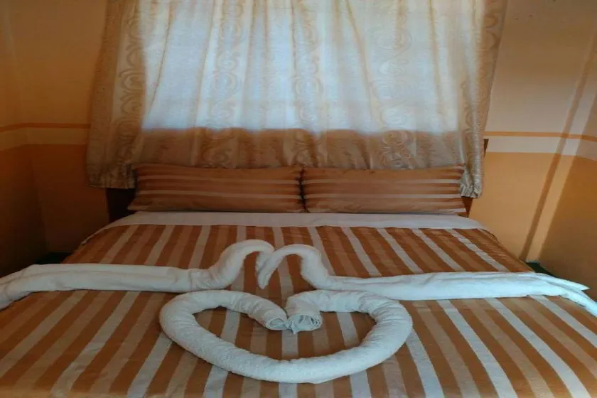 The Coconut Palm Hotel - Image 1