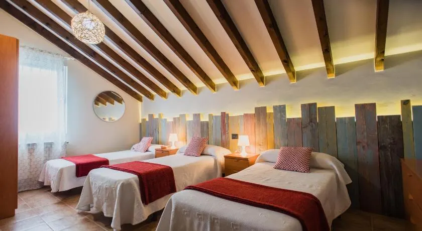 Apartamentos River Santander - Image 1