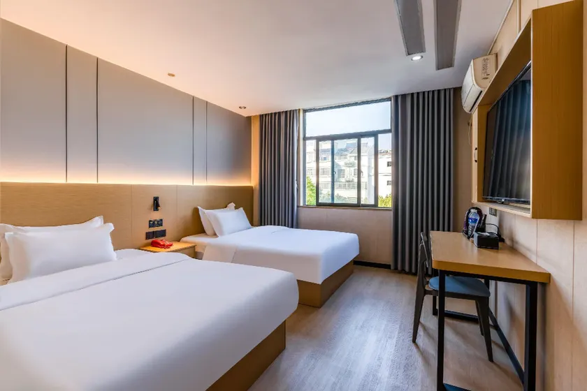 Thank U Hotel (Suzhou Likou Metro Station Branch) - Image 1