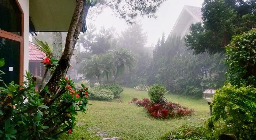 Villa Segar Alam Puncak - Image 1