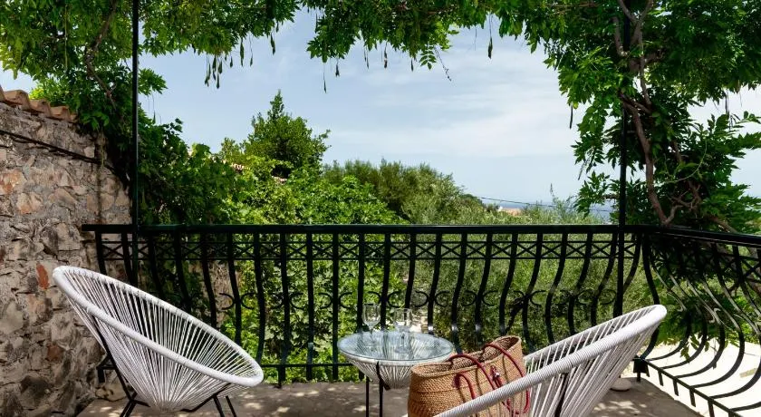 Orama Stone Apartments - Authentic hospitality in a Historical Location, by Zantewize - Image 1
