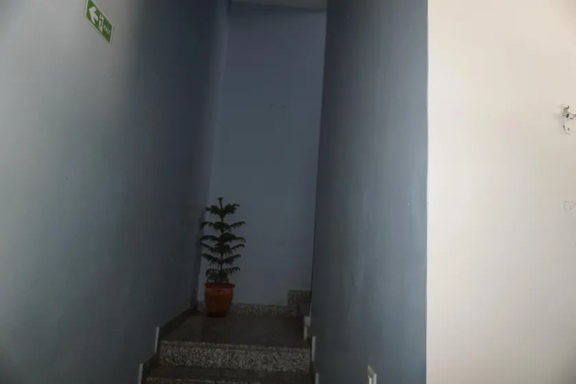 Hotel J K Inn - Image 1