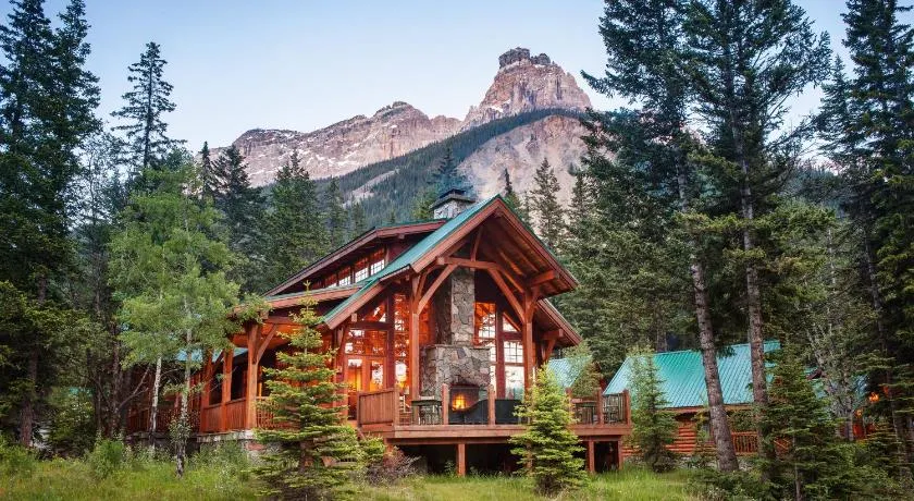 Cathedral Mountain Lodge - Image 1
