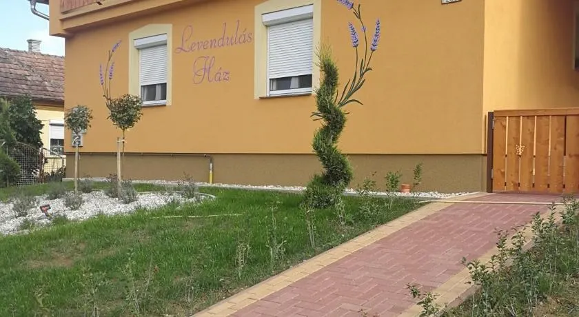 Levendulás ház - Image 1