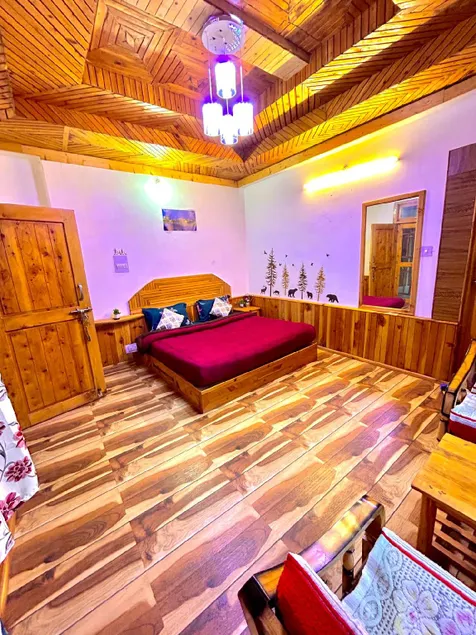 Alpine stays - Image 1