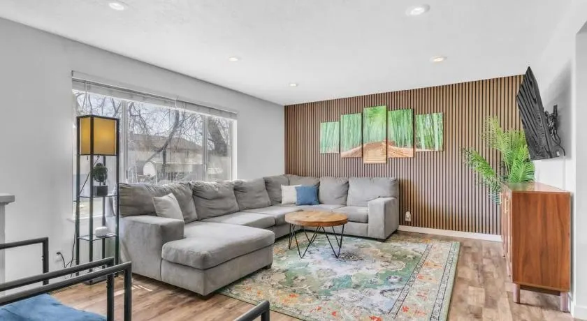 Awesome house near BYU with lots of amenities - Image 1