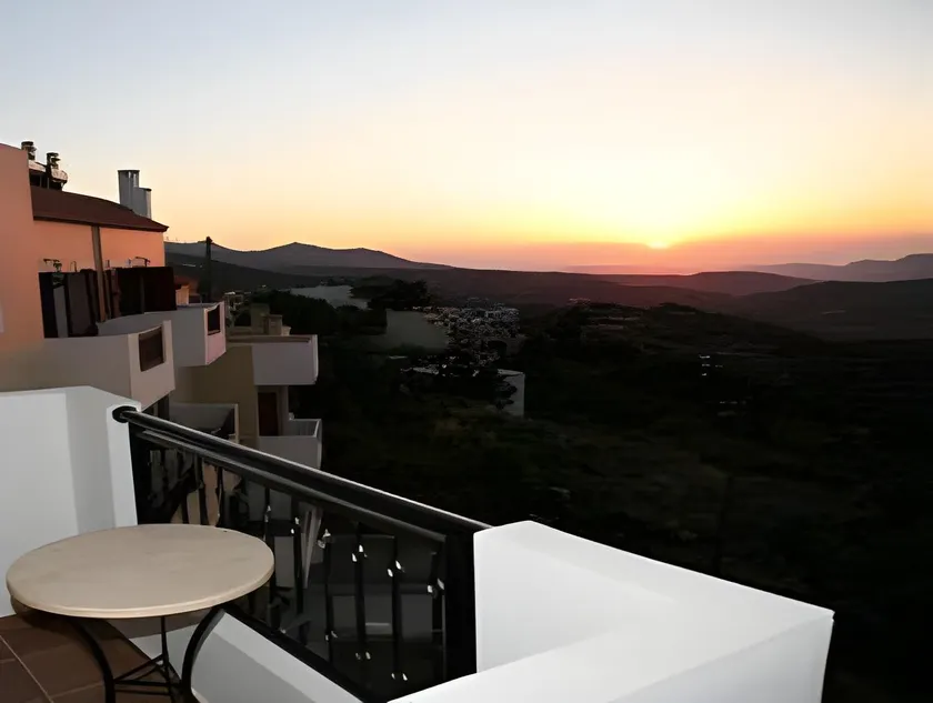 Hotel Marina - Image 1