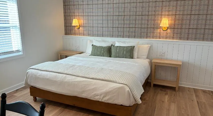 Rochambeau Roadside Inn - Image 1