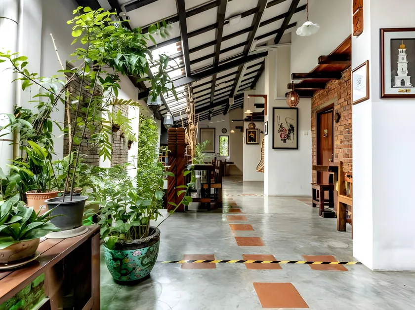 Palm Mansion Boutique Suites - Image 1