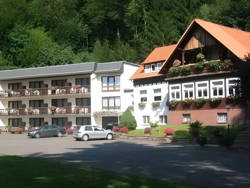 Hotel-Restaurant Jagdhaus Heede - Image 1
