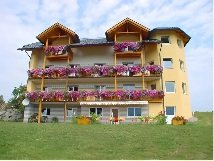 Pension Haus Claudia - Image 1