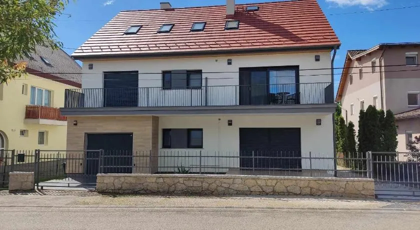 Cédrus Apartman - Image 1