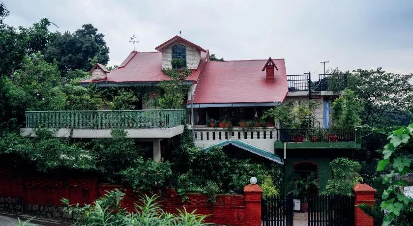 Gorayya Villa Luxury Rustic 4BHK Mussoorie Foothills - Image 1