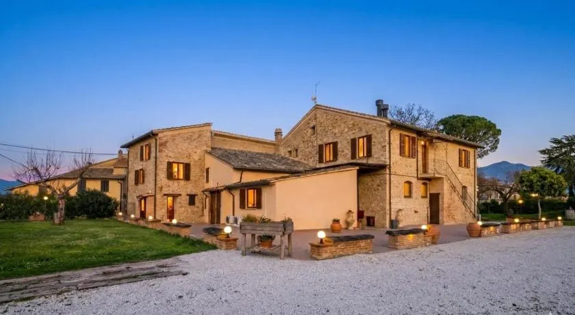LE MIMOSE SUITES & APPARTAMENTI Oasi di Relax tra i Borghi Umbri - Image 1