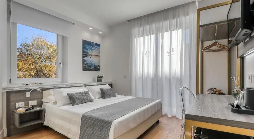 Gallery Suite - Image 1