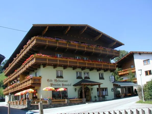 Hotel Sonnhof - Image 1