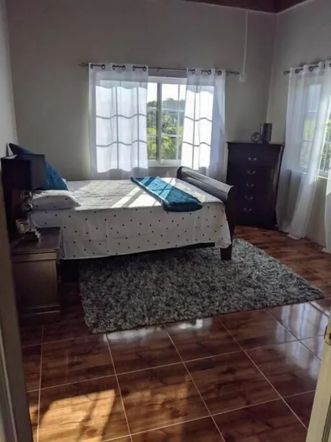 El Plantation Village - Image 1