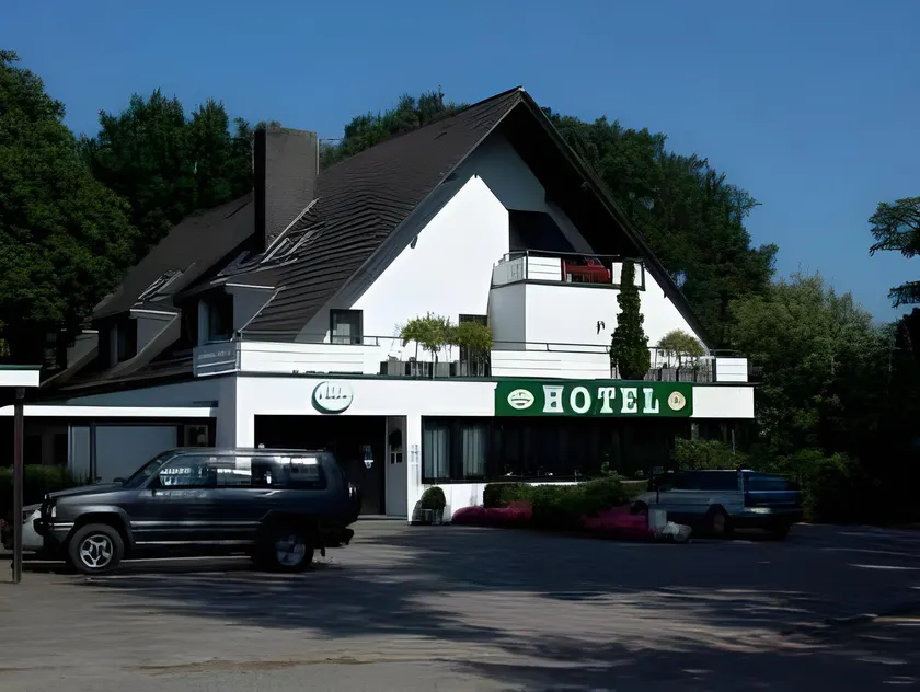 Hotel Schomacker - Image 1
