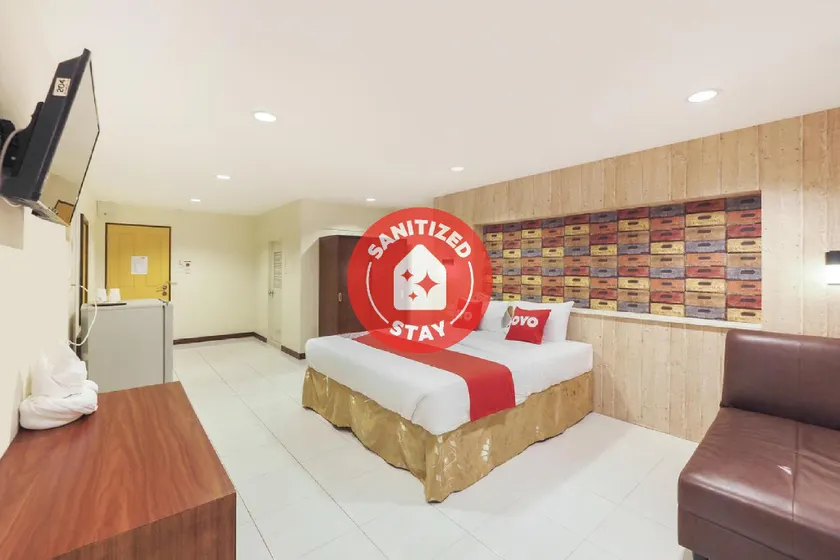 OYO 580 Chic Inn Thamuang - Image 1