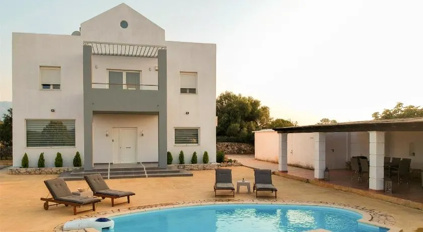 Grey Haven Luxury Villa - Image 1