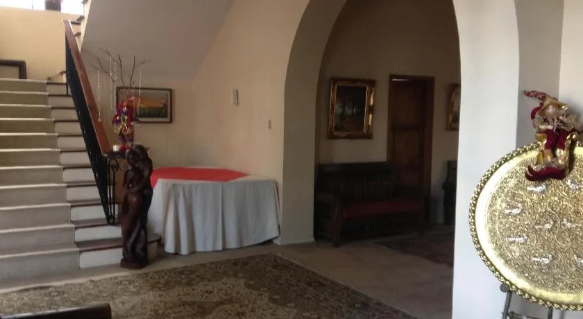 Mansion Samzara Hosteleria - Image 1