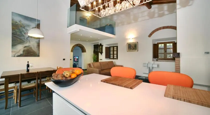 Luxury Villa - Image 1
