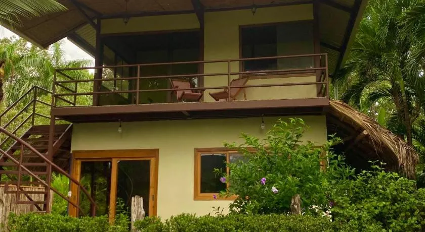 Jazlyn Lodge - Image 1