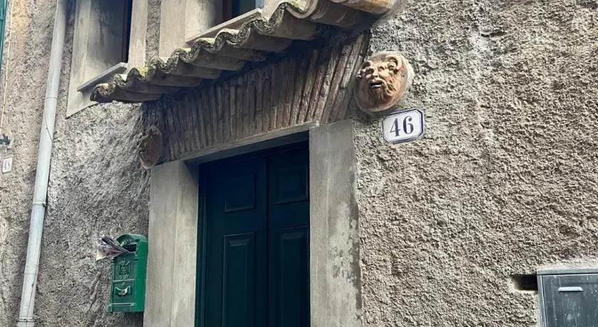 La casa nel borgo - Image 1