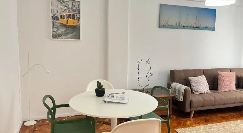92 Campolide Apartment by Trip2Portugal - Image 1