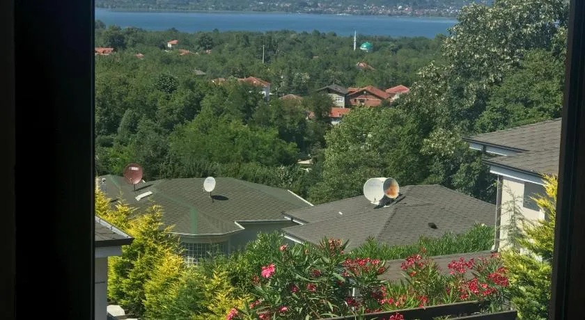 Villa منظر - Image 1