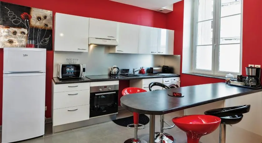 Aquitain Home - Studios & Appartements tout confort Bordeaux Gare St Jean - Image 1