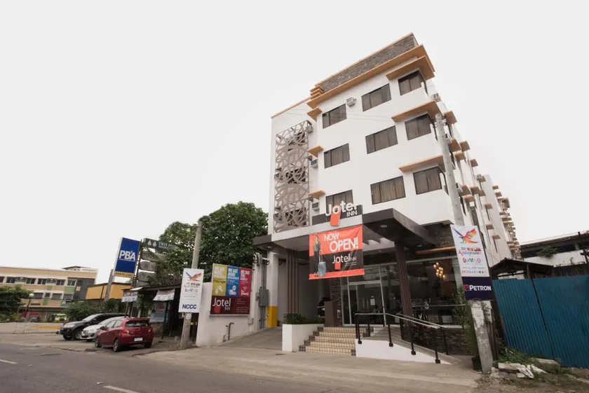 Jotel Inn - Image 1