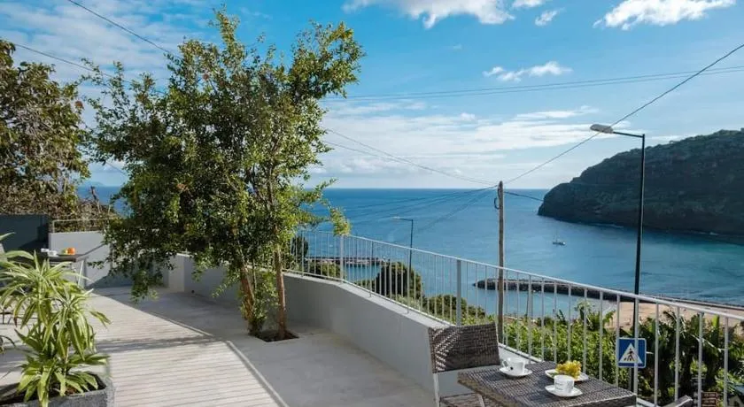 GuestReady - Machico sea view residence - B - Image 1