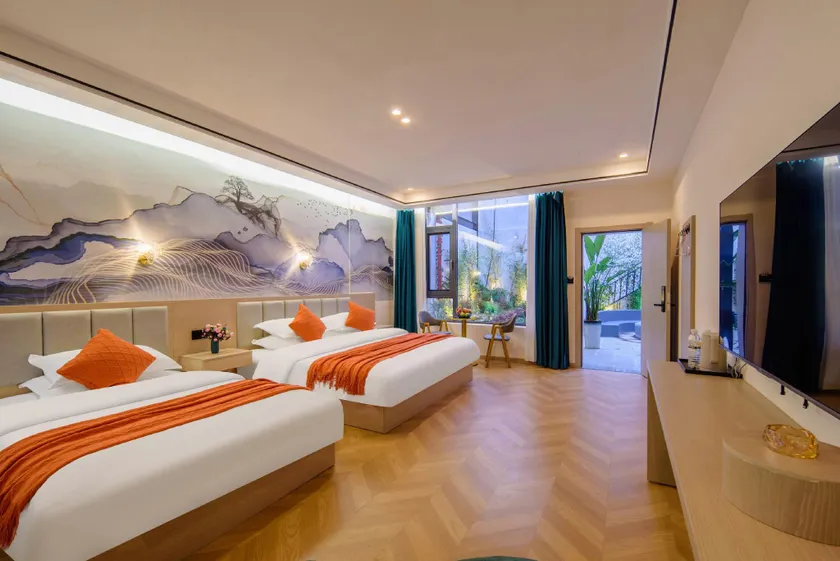 Overlook · Smart Designer Panorama Resort Hotel (North Gate of the Old Town of Lijiang) - Image 1