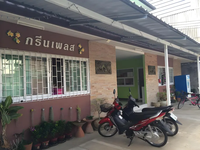 Green Place Apartment - Image 1
