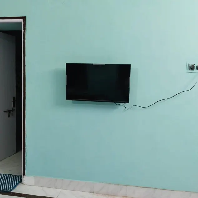 Behala Home stay - Image 1