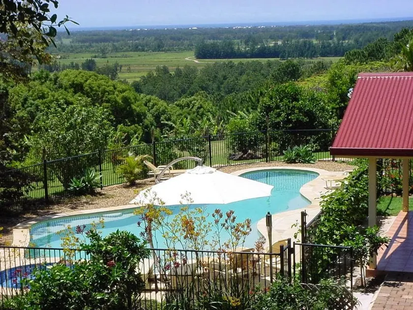 Tropical Coast Retreat - Pet Friendly - Adult only - Image 1