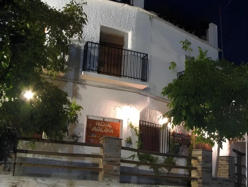 Hostal Atalaya - Image 1