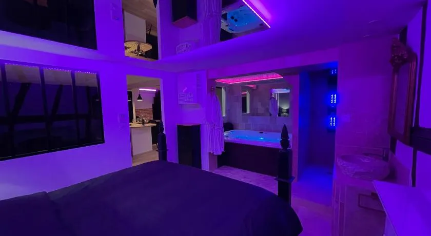 Le Jacuzzi - Image 1