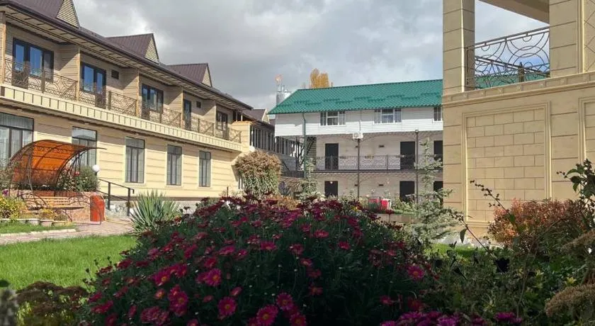 Sunny Beach Hotel - Image 1