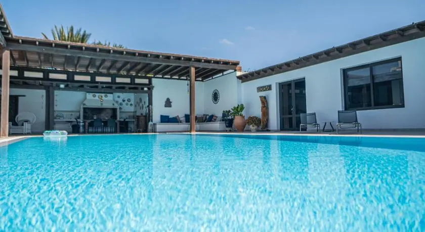 Villa Nazoly - MacaronesiaHomes - Image 1