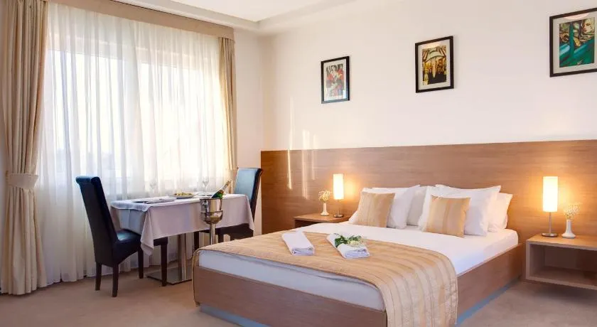 Hotel Knezevina - Image 1