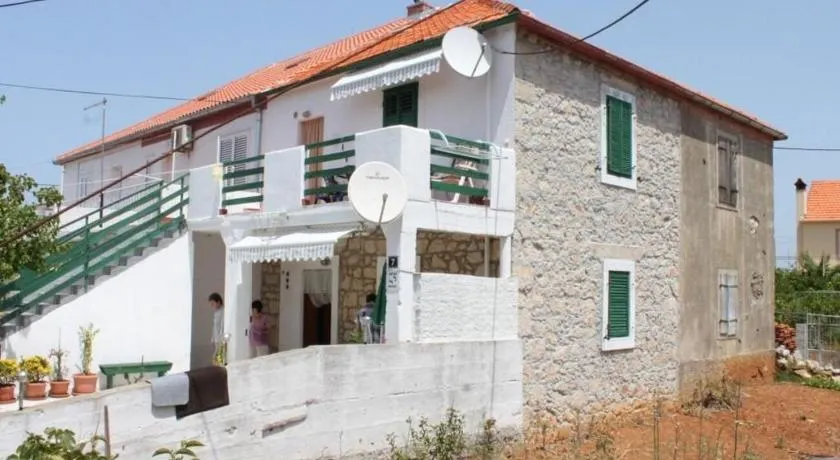 Apartments Tonci - Image 1