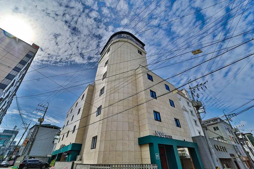 No 25 Hotel Gumi Wonpyeongdong - Image 1