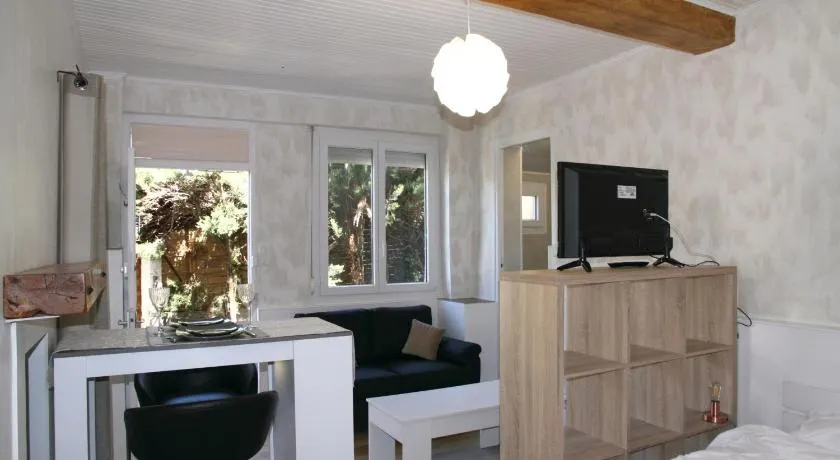 La Pommeraie Studio - Image 1