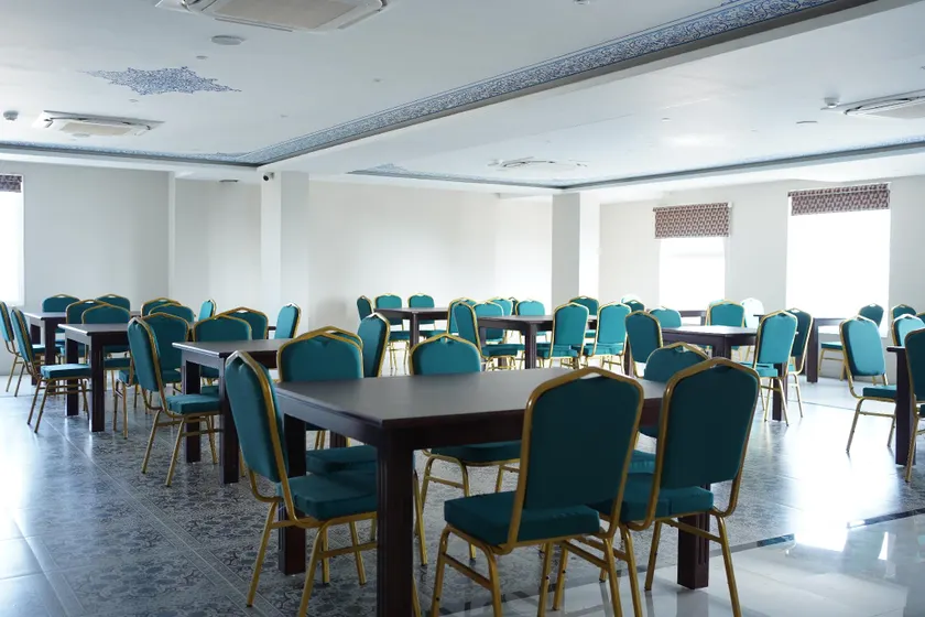THE LAND SAND HOTEL - Image 1
